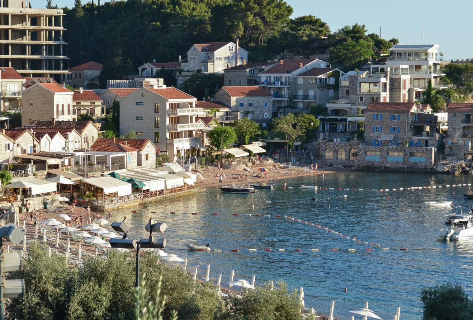 Przno Luxury Apartments Sveti Stefan Exteriér fotografie